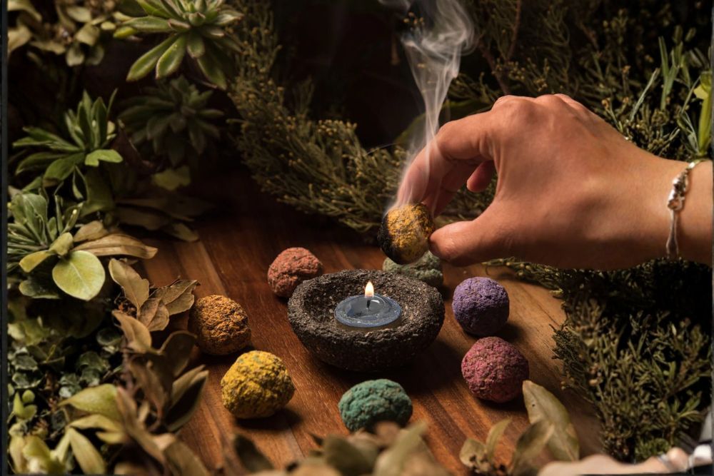 The Sacred Art of Smudging: Aligning Your Chakras with Herbs and Resins